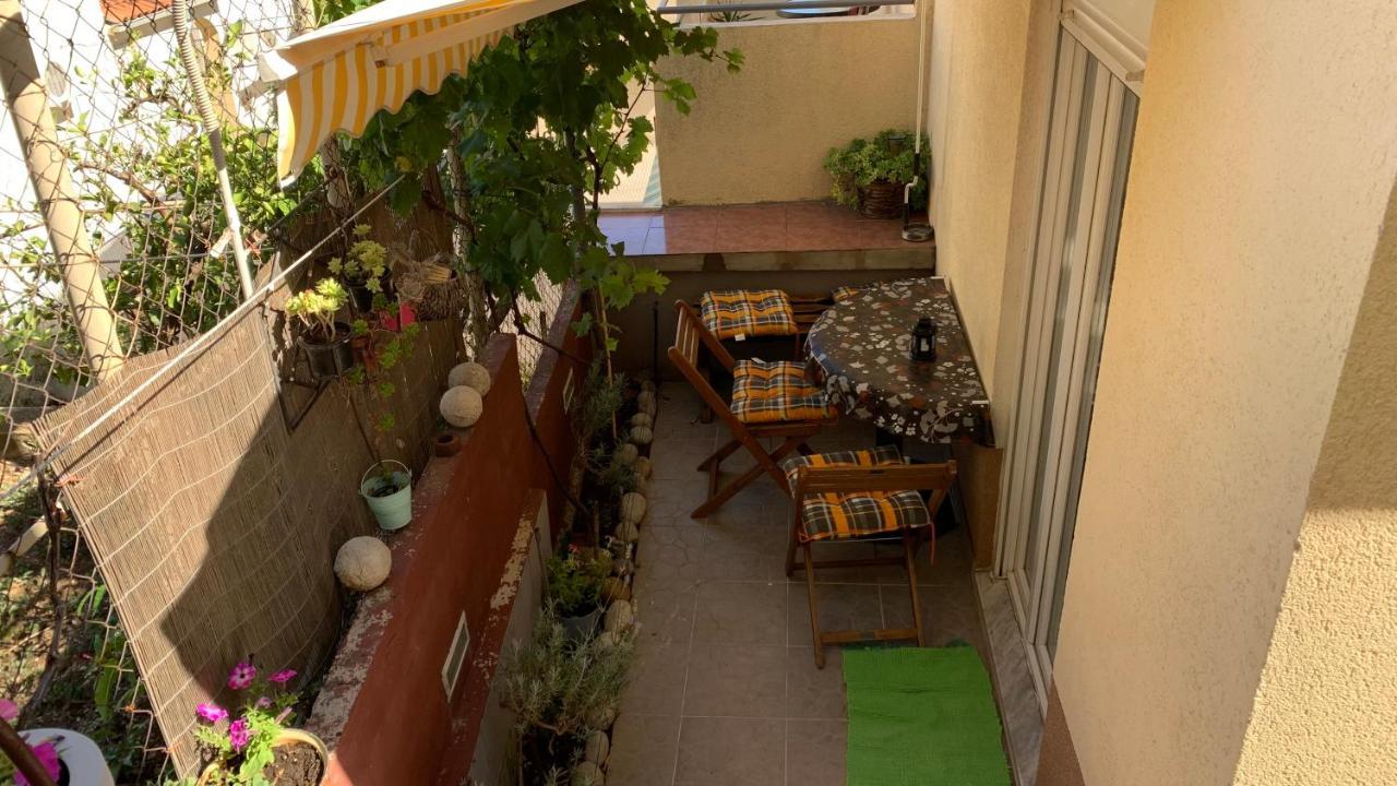 Apartment Lid Омиш Экстерьер фото