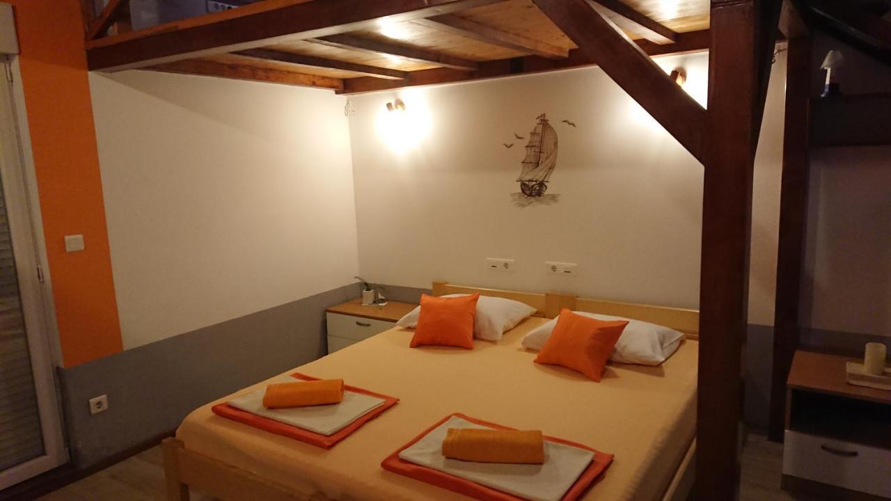 Apartment Lid Омиш Экстерьер фото