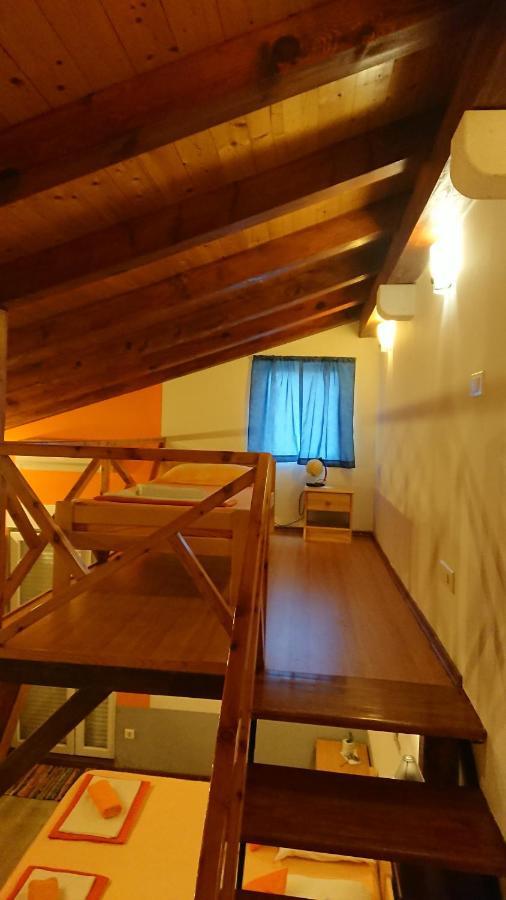 Apartment Lid Омиш Экстерьер фото